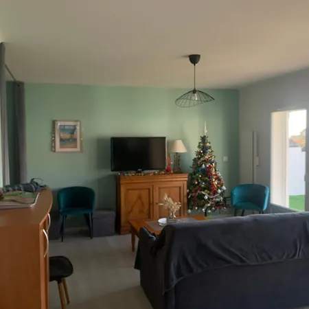 Chez Cathy & Guy A Tharon - 4/5 Personnes Holiday home