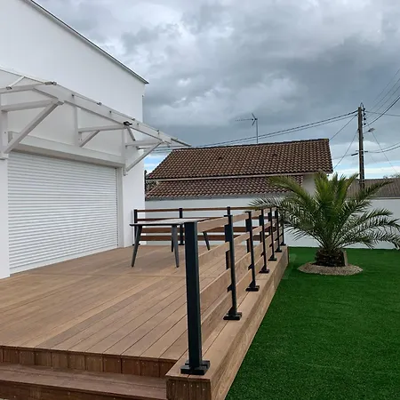 Chez Cathy & Guy A Tharon - 4/5 Personnes