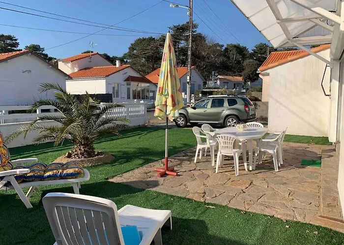 Ferienhaus Chez Cathy & Guy A Tharon - 4/5 Personnes *