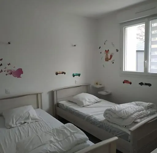 Chez Cathy & Guy A Tharon - 4/5 Personnes *