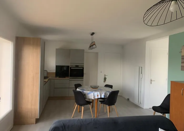 Chez Cathy & Guy A Tharon - 4/5 Personnes *