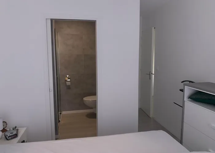 Ferienhaus Chez Cathy & Guy A Tharon - 4/5 Personnes *